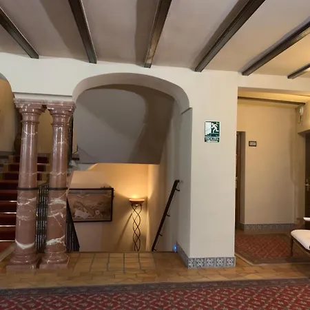 Hotel Santo Domingo Lucena-3